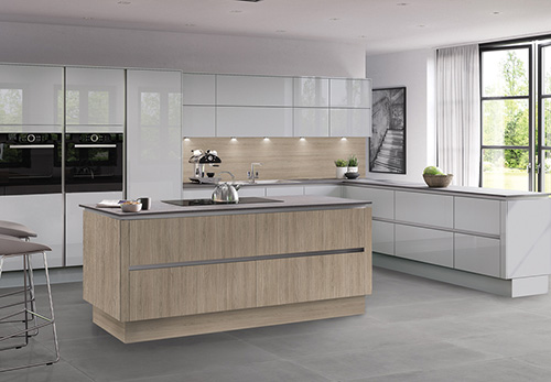 Moderna Gloss Grey Mist with Vincenza Oak Kitchen